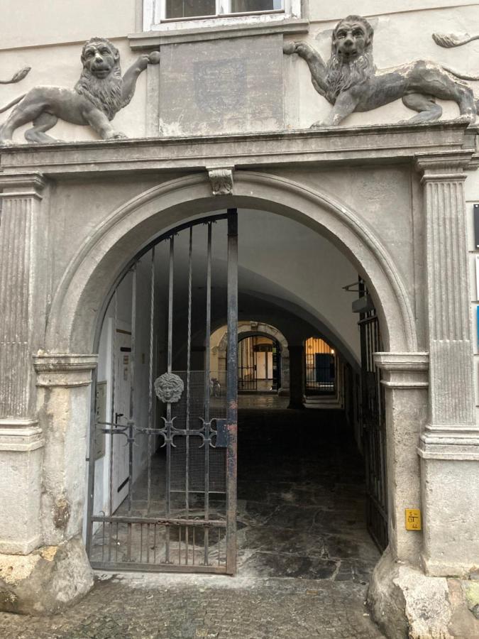 Carillon By Bestchoice - Old City - Self Check-In With Parking Option Graz Eksteriør billede