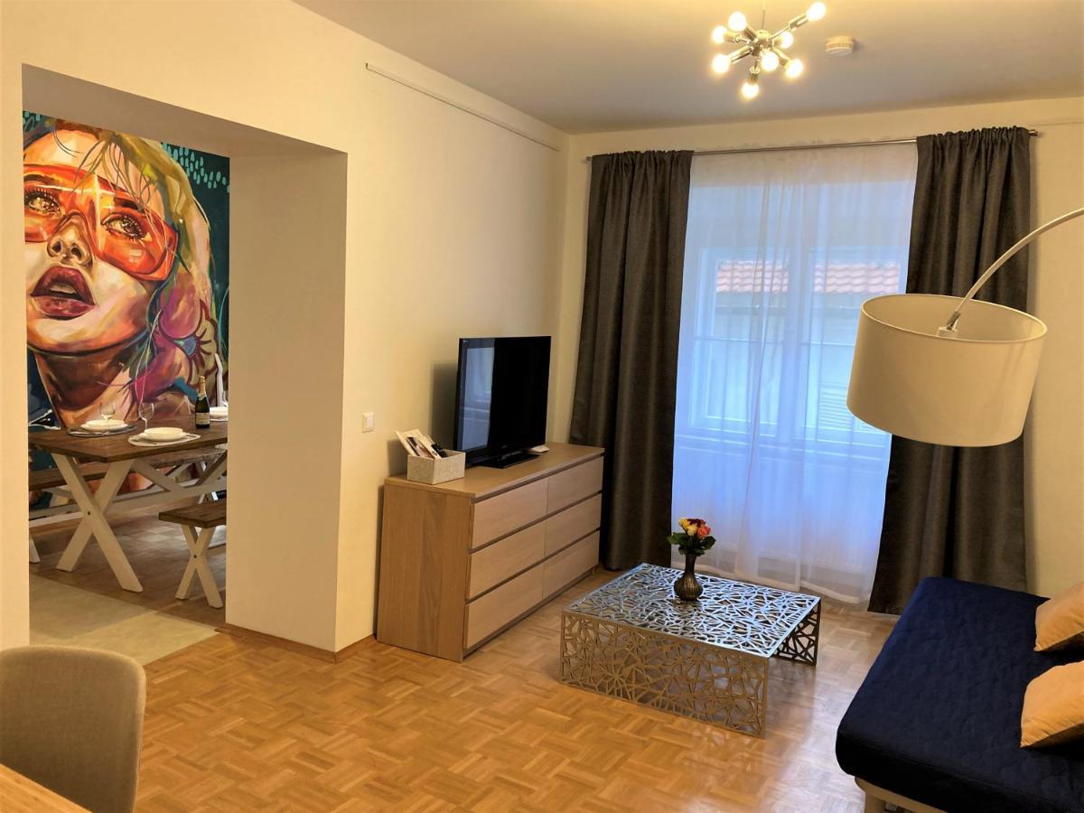Carillon By Bestchoice - Old City - Self Check-In With Parking Option Graz Eksteriør billede