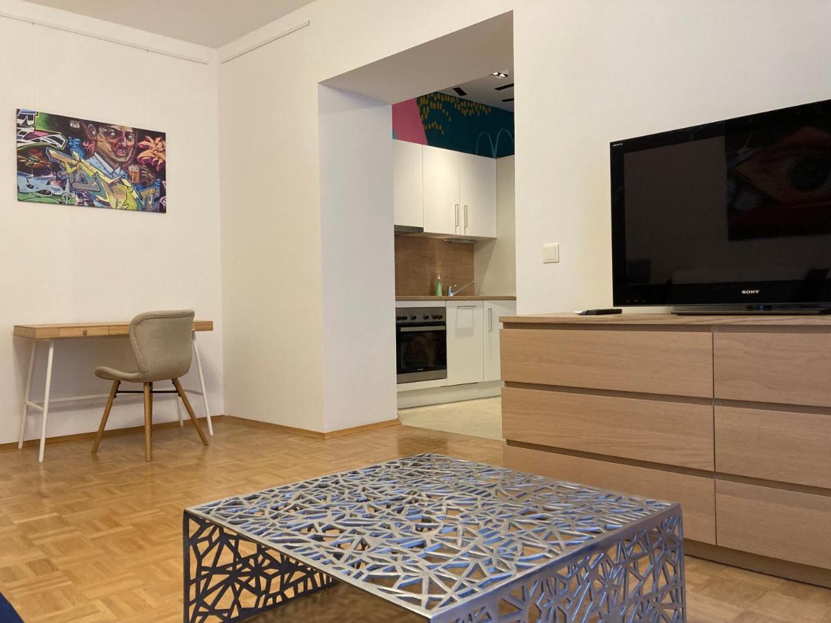 Carillon By Bestchoice - Old City - Self Check-In With Parking Option Graz Eksteriør billede